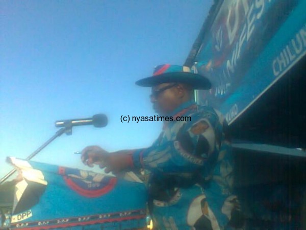 Peter Mutharika: I need your vote