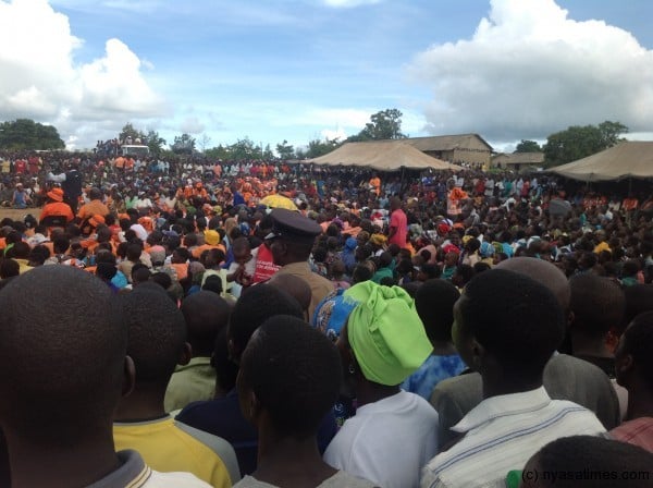 Crowds at VP Kachali's  Ntchisi rally