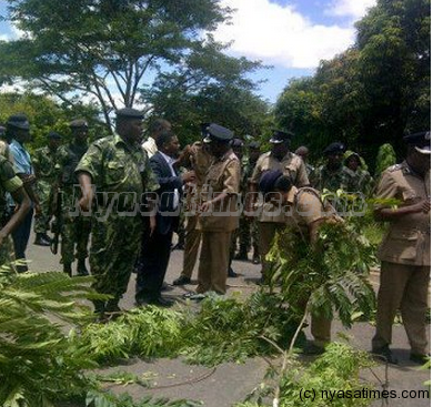 Malawi Police in anti-rioting action
