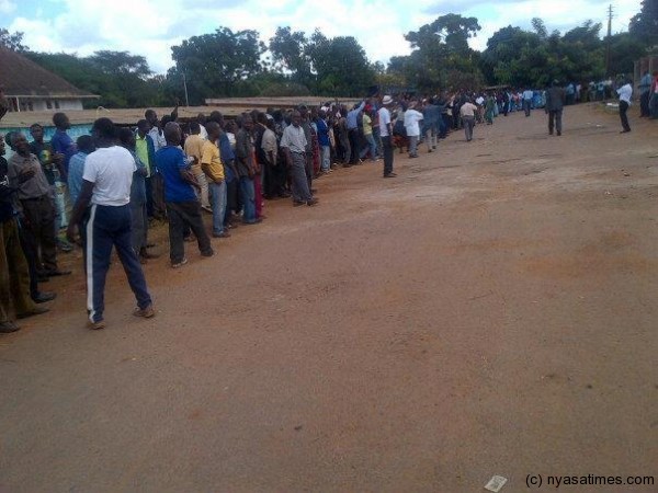 DPP supporters vigil at Maula prison