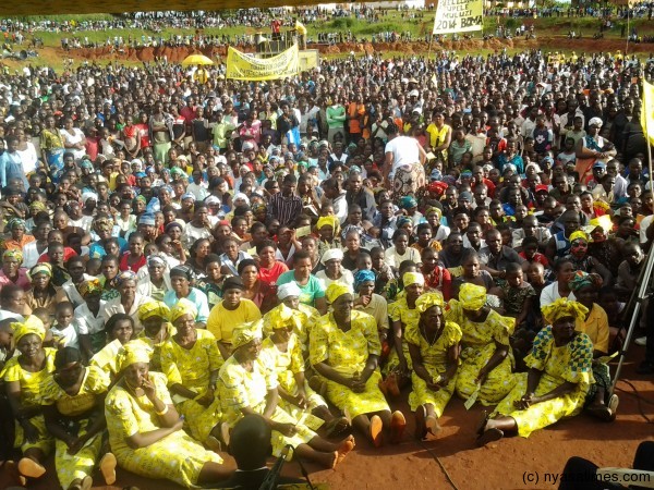 Thousands of people lined up the whole route to Ntchisi, others braving heavy rains to attend the meeting, almost breaking the UDF jinx where the party  since 1994 has hard a hard time conducting meetings in the area. 