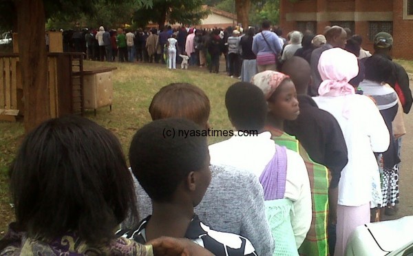 Malawians lining up to vote on 20th May, 2014
