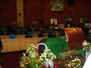 maulidi paying his respects