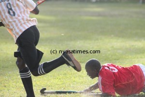 Kundai Mbawala (Jersey 8 Braves HC)