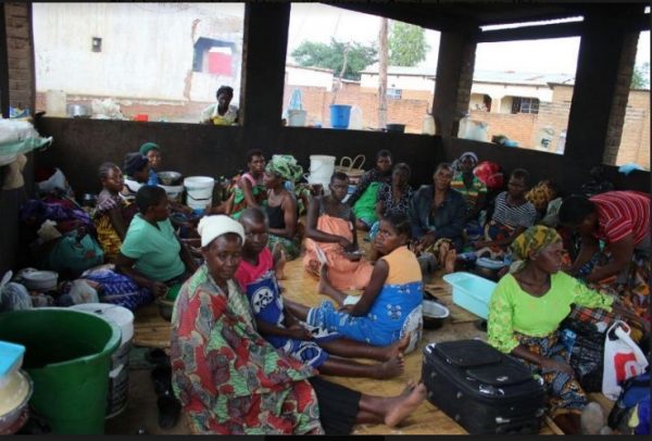 Women inside the guardian shelter ... by Zenak Matekenya, Mana