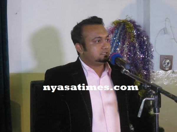 Ahmed announcing the good news