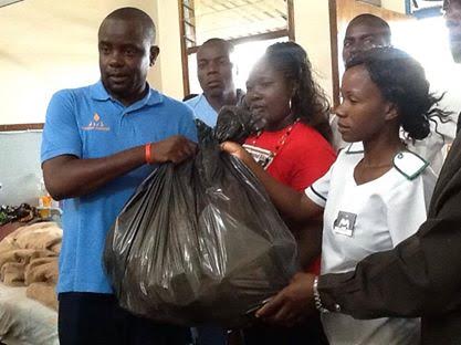 Cllr Bikoko donates to Kamuzu Central Hospital