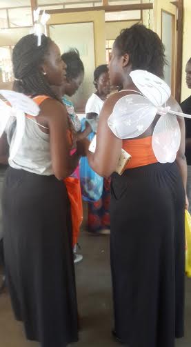 Chikwanda (L) and Lusekelo (R) engaged in talk.