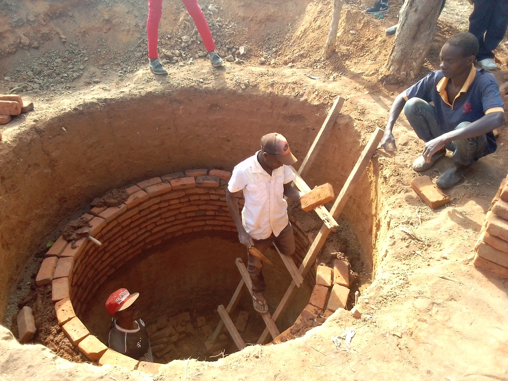 TRANSFORM Program moves to address sanitation and hygiene challenges at Kapyolambavi School in Rumphi - Vimarsana News