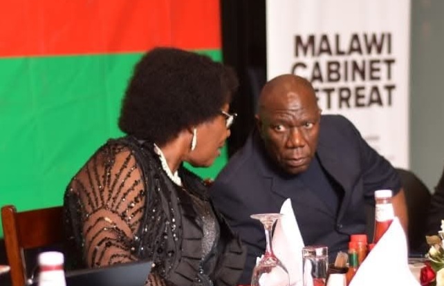 Sidelining of Vice-President Ansah continues as Mutharika sends Chihana to SADC Summit - Malawi News | Breaking News, Politics, Business & Sports | Nyasa Times