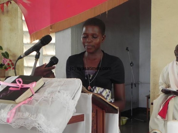 Getrude Bengo speaking on behalf of fellow children
