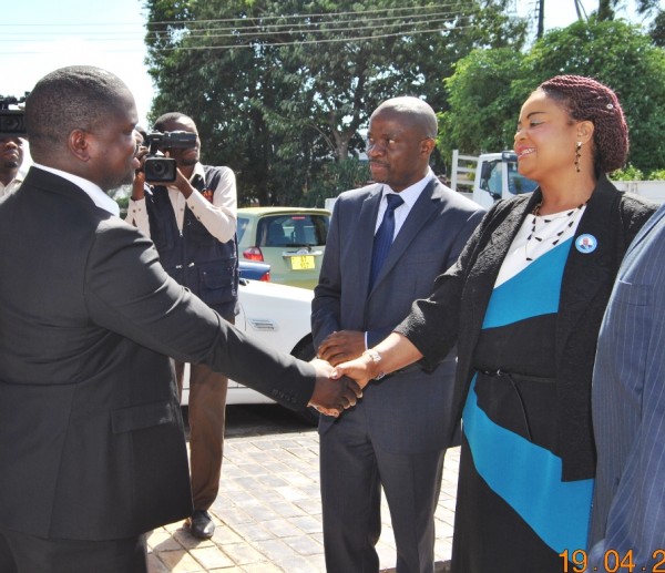 Kaliati arrives at MACRA Head Office in Blantyre during farmilirasation tour Pic Mayamiko Wallace - MANA