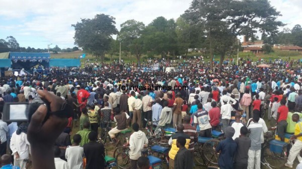 Mzuzu DPP crowds.