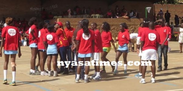 Stand-off- Nam GS Caro tries to force Eagles players to play