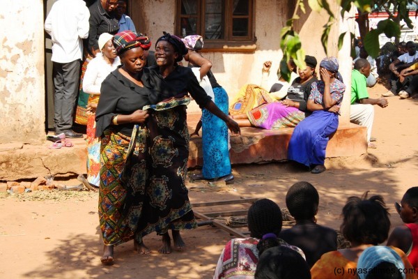 Towera, a wife to late Chikondi in tears....Pic Arkangel Tembo