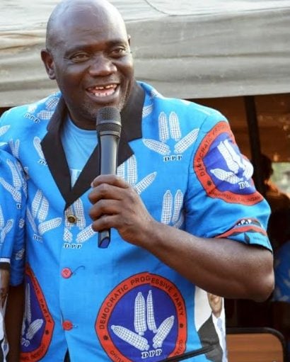 4 DPP top officials join UTM: Rev Kamuyambeni leads defectors in Ntcheu ...