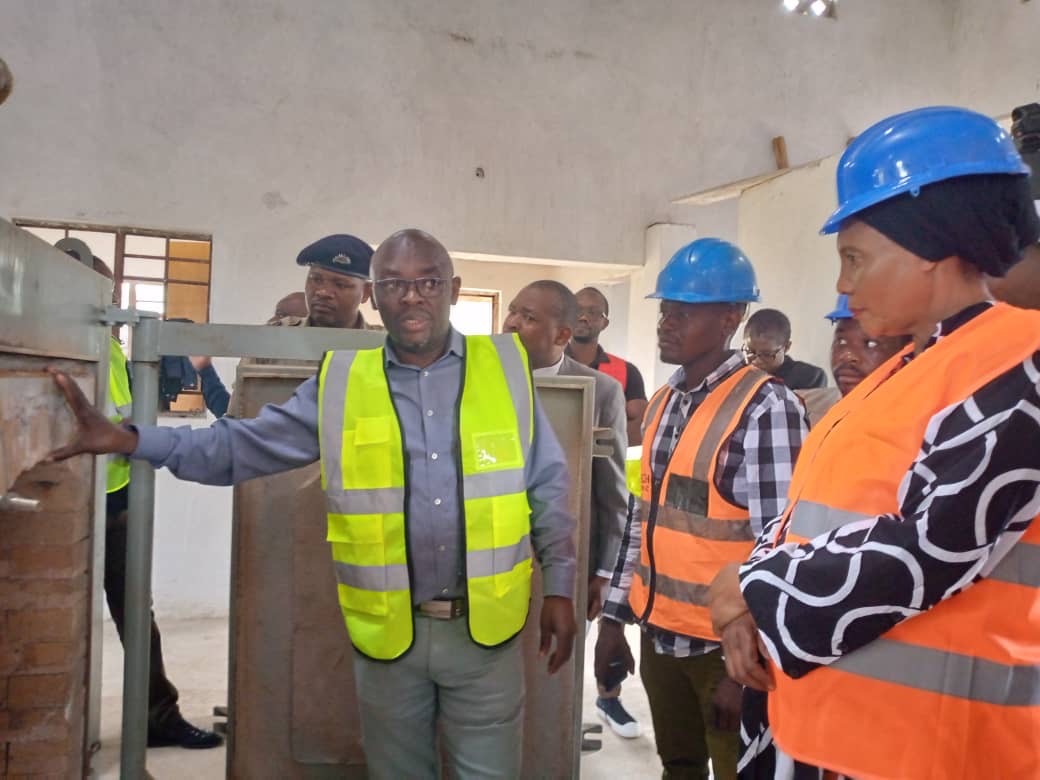 Medical waste management to improve at Kasungu Hospital as incinerator is installed - Vimarsana News