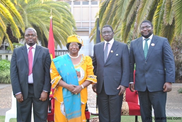 Pres. Banda, Airtel's Mtumbuka on the left, First Gentleman retired Chief Justice Richard Banda and Roy Kachale Banda